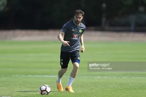 Cesc Fabregas trên sân tập của Chelsea