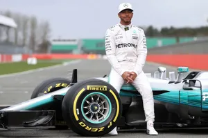Lewis Hamilton có một mùa giải quá thành công