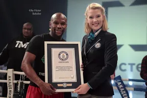 Floyd Mayweather muốn nhập tịch Nga