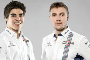 Sergei Sirotkin (phải) và Lance Stroll