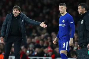 Rudiger quá xui, Willian chấn thương và Barkley đo sân… quá nhiều