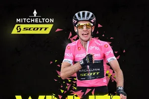 Thắng chặng 3, Simon tạo khoảng cách đáng kể với "quần hùng"