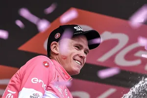 Cuối cùng, Chris Frome cũng được mặc chiếc Áo hồng