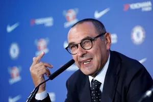 Maurizio Sarri trobg buổi họp báo đầu tiên