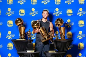 Stephen Curry nguyện làm "chiến binh" trọn đời