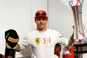 Raikkonen giành chiến thắng đầu tiên từ năm 2013