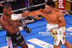 Joe Joyce đấm gục Daniel Dubois