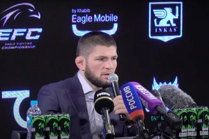 Khabib họp báo giớ thiệu về "Đế chế" EFC của anh