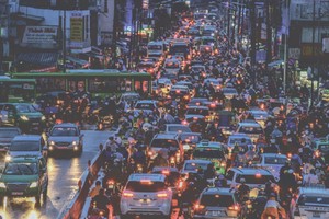 乂靖蘇維埃街嚴重堵塞。（圖片來源：互聯網）