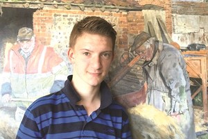 “小莫奈”8歲靠賣畫買房。（圖片來源：互聯網）