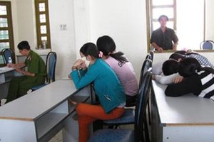 非法組織相親團夥人贓並獲。（圖片來源：互聯網）