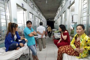 南瑚公司的18名工人在肚疼、頭痛、嘔吐、腹瀉的情況下獲送往福門區域全科醫院急救