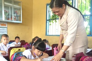 ​芹苴市目前有逾1300名是台灣、韓國等混血兒，但現仍有402名因未辦理出生證明而不能上學。