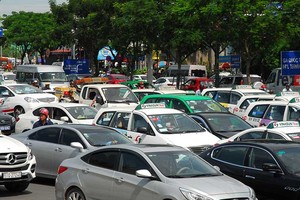 新山一機場是本市交通情況最複雜的區域。