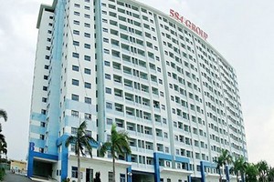 新堅584公寓上百名購房者已繳納住房價值的八至九成，但 遲遲未獲交房。