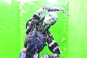 日造出重現人類肌肉和骨骼機器人。