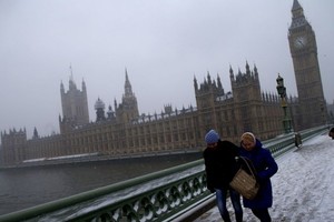 特朗普證實取消訪問英國。