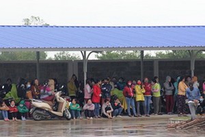 Moon Chang Vina一成員有限責任公司約700名工人和三昇Panko一成員有限責任公司近6000名工人同日罷工。