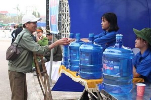 在“青年月”開展多項切實行動