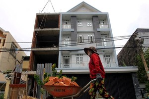 屬於被擱置規劃的住房只可以簽發暫時建築許可證。