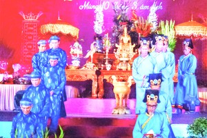 蓮潭公園每年均舉辦雄王忌辰祭典。