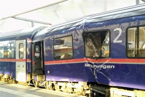 奧地利發生客運火車相撞事故