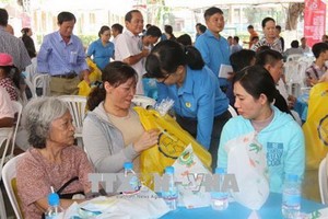 本市與勞動事故傷者舉行聚會（圖源TTXVN）