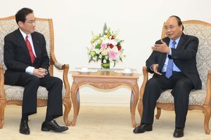 阮春福總理接見岸田文雄總裁。