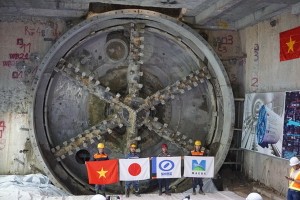 地鐵１號線第二隧道貫通