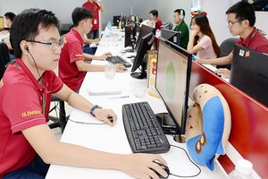 正在光中軟件園區工作的資訊技術人力隊伍。