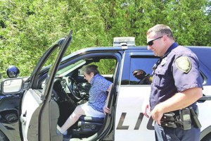 老人生日被“送”上警車