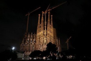 西班牙最著名的旅遊景點之一聖家堂(SagradaFamilia)