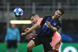 國際米蘭主場1比1戰平巴塞羅那。