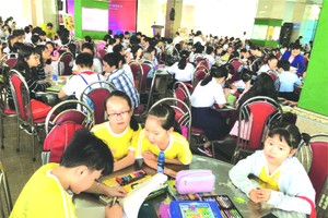 值響應本市發動的第二十二次綠色風采少兒繪畫比賽，以及為了讓青少年發揮繪畫技能，第十一郡人委會、郡文化中心、郡教育科昨(10)日在該文化中心舉辦綠色風采比賽。