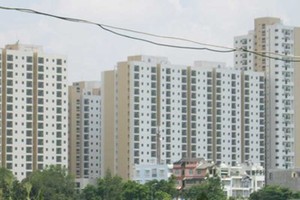 在守添的1萬2500間安置房。