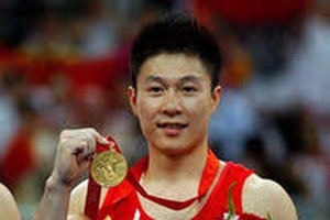 李小鵬〔中國男子體操世界冠軍〕。