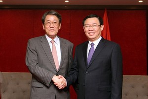 〔本報消息〕在“日本-中部北面地區會晤”會議範圍內，政府副總理王廷惠昨(26)日上午接見了日本駐越大使梅田邦夫。