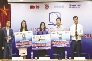 天龍集團贊助兩教育工程開展。