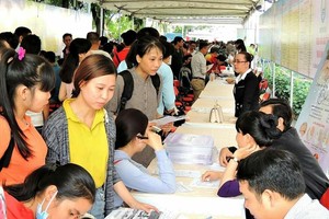 “婦女就業與推介國貨”盛會每年都吸引廣大婦女參加。