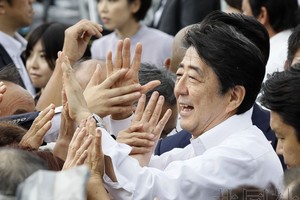 日本首相安倍晉三。
