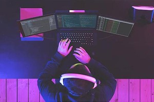 筆記本也能用上３塊屏