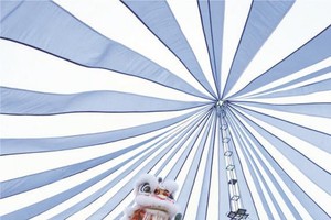 豪勇堂表演“豪氣驚天、勇取仙花”節目獲冠軍。