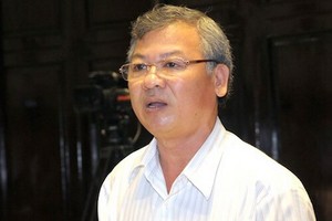 胡文五獲免國會代表任務