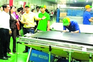 第五郡商會日前組團走訪會員企業福成集團旗下的3間公司。