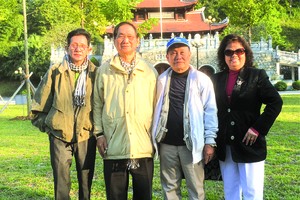 斯次有4位華人藝人參加，具體是人民藝人張漢明、人民藝人張路、優秀藝人林寶珊、優秀藝人林振威。