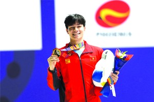 陳興源奪得游泳項目男子200米混合泳。