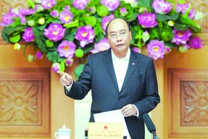 　　政府總理阮春福指導各省市 全力以赴防控疫情。