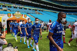 球員面臨減薪情況。