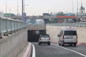 安霜交通樞紐地下通道的N2分支通道已正式通車。