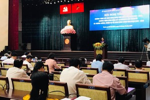 昨(30)日上午，市人委會對本市2011-2020年階段的行政改革計劃與市委第18號行動計劃進行總結；制定2021-2030年階段方向和任務。